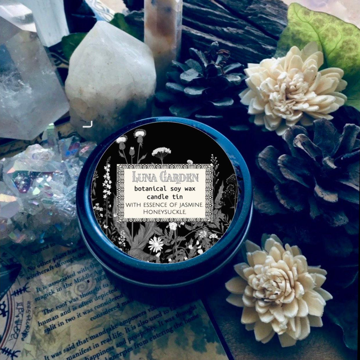 Luna Garden Candle 8 oz., Botanical Collection - SugarMuses