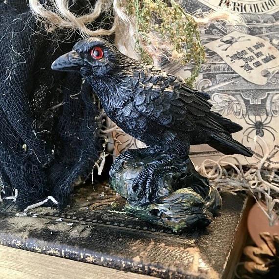 Raven Statue, raven statue - SugarMuses