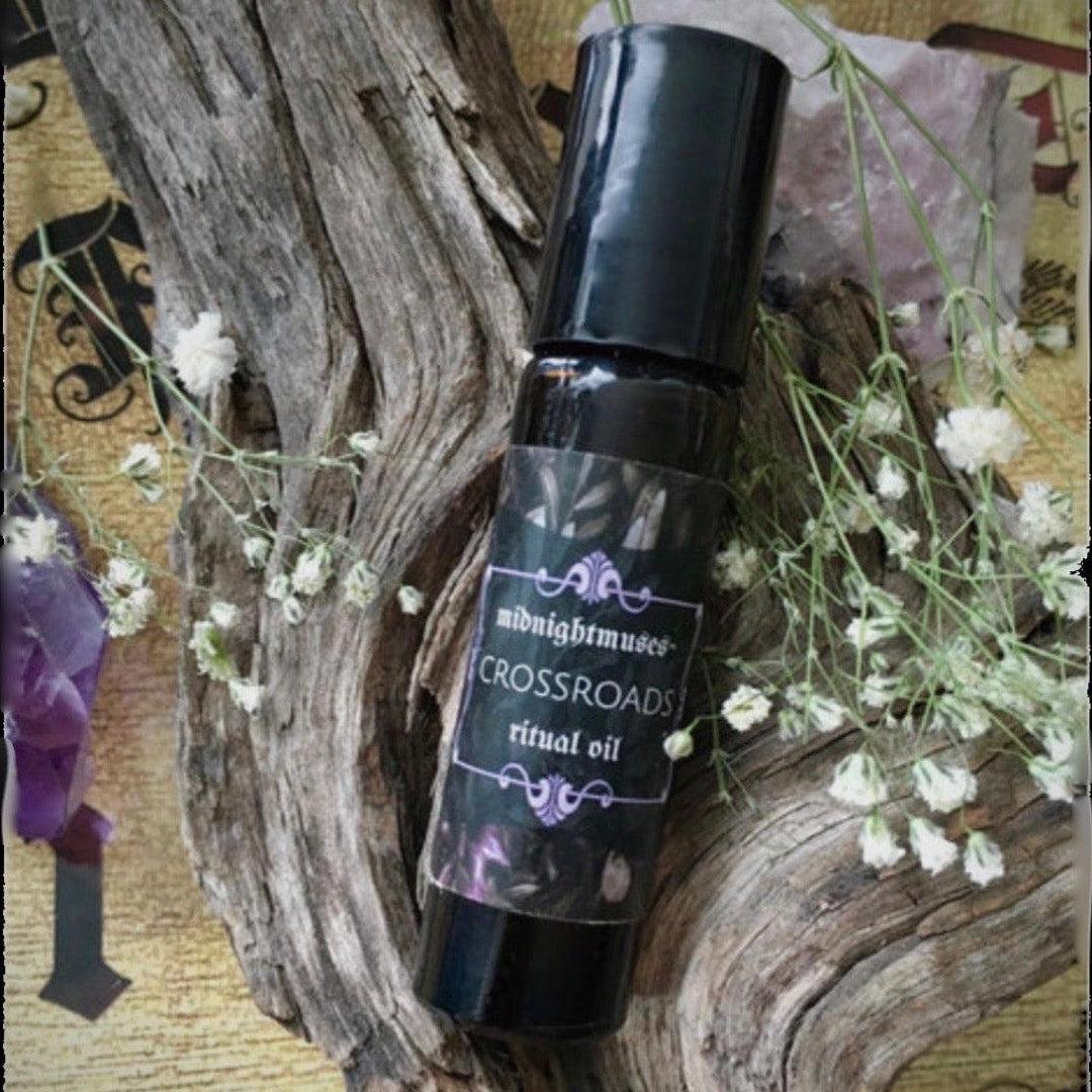 The Crossroads Ritual Oil, Ritual Collection - SugarMuses