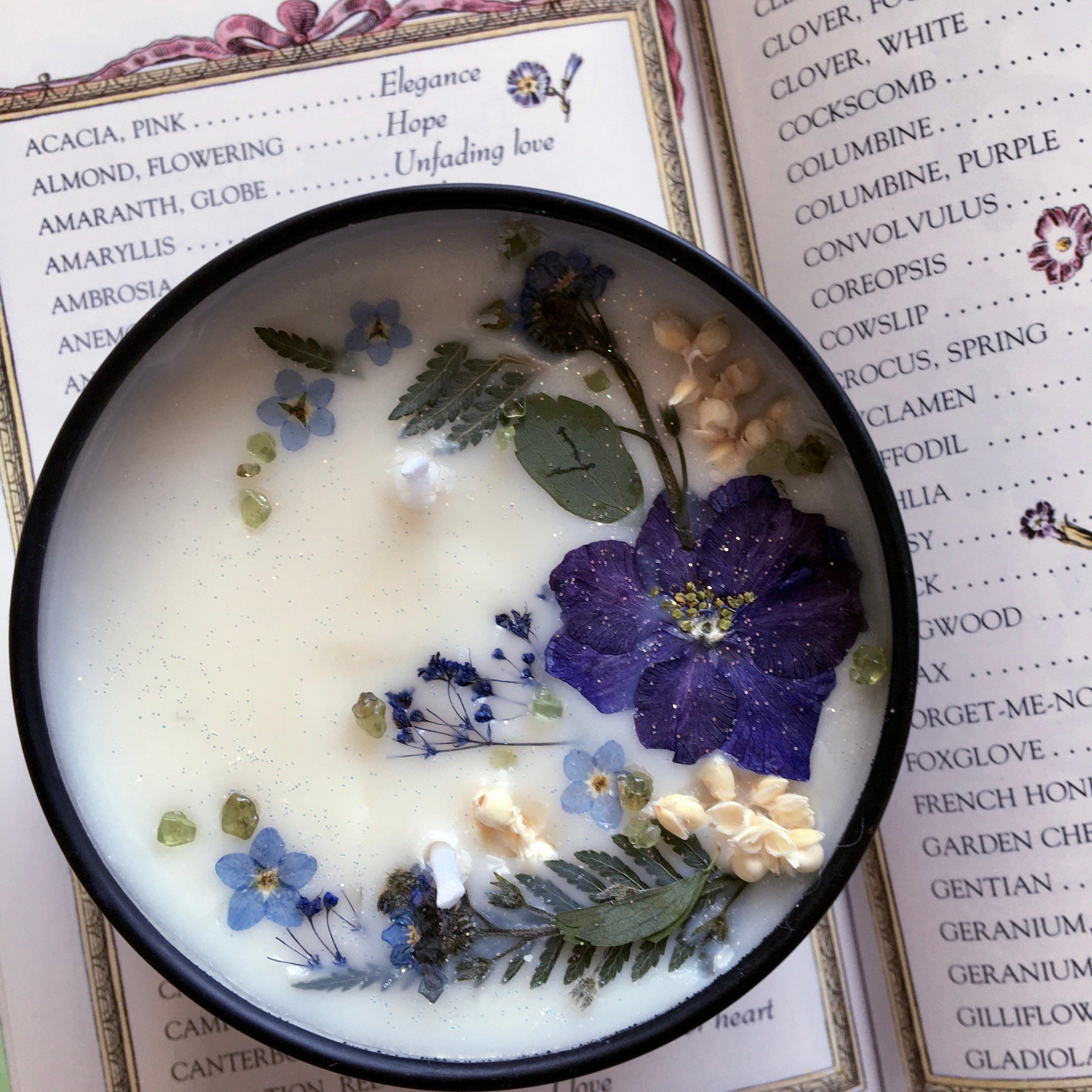 Violet Spell Candle to Manifest Love,  - SugarMuses