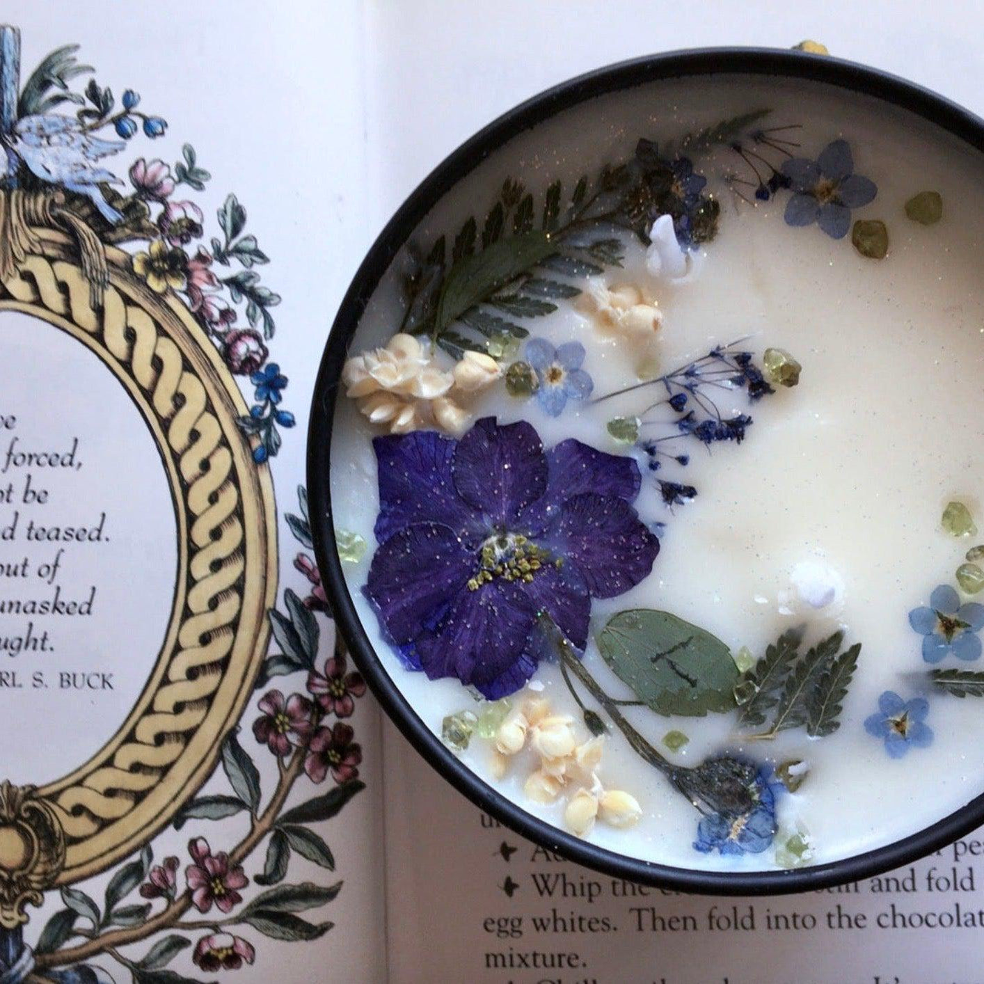 Violet & Forget Me Not Candle,  - SugarMuses